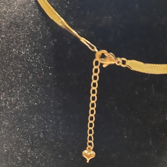 Elegant Golden Color  Necklace 4mm 16.5" Length - Picture 4 of 5